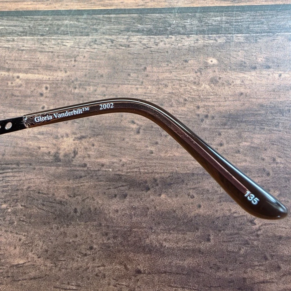 Gloria Vanderbilt 2002 Brown Cat Eye Eyeglasses Zyloware 183 Rose Gold Temples